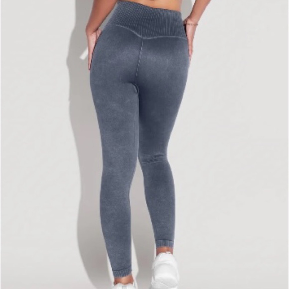 POPFLEX Blue Ribbed Crop Top - Picture 3 of 9